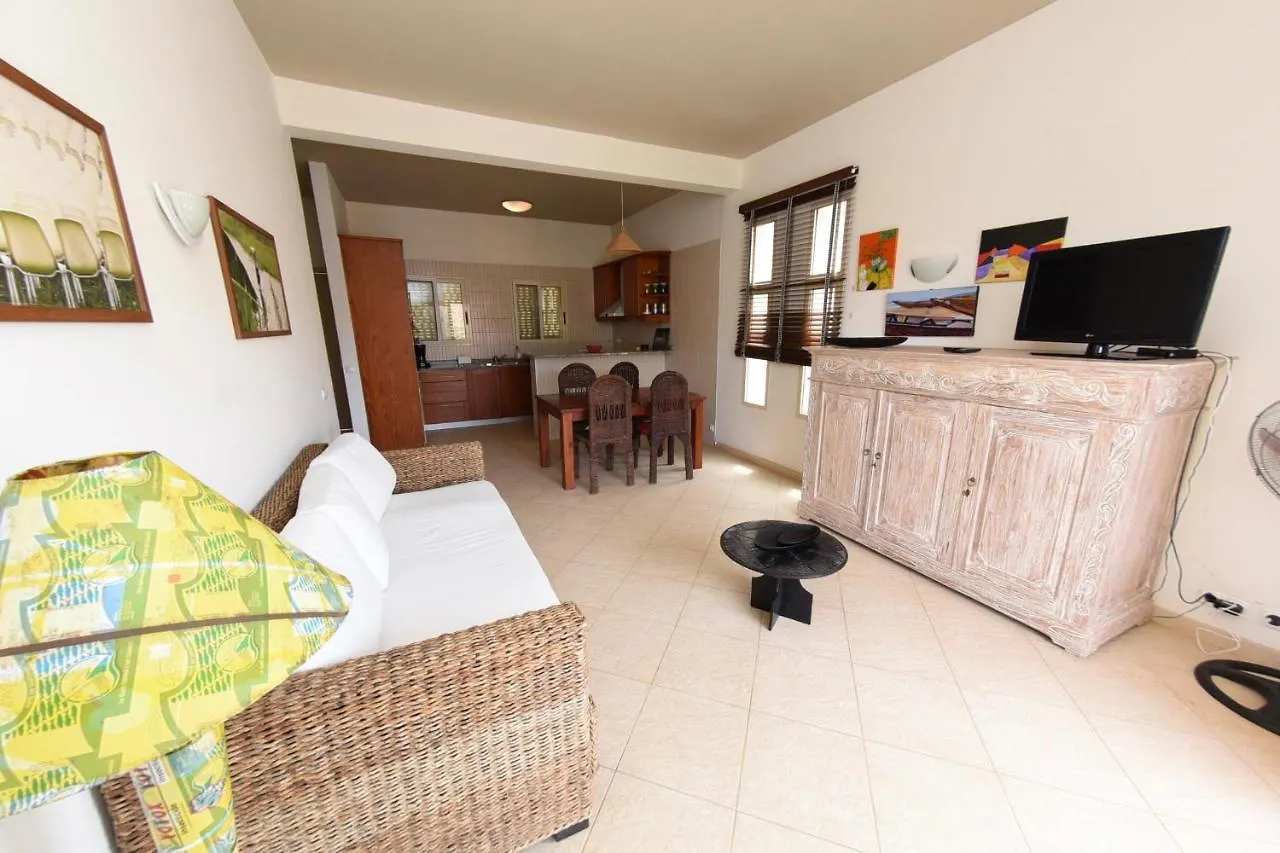 Santa Maria Main Street Apartment
